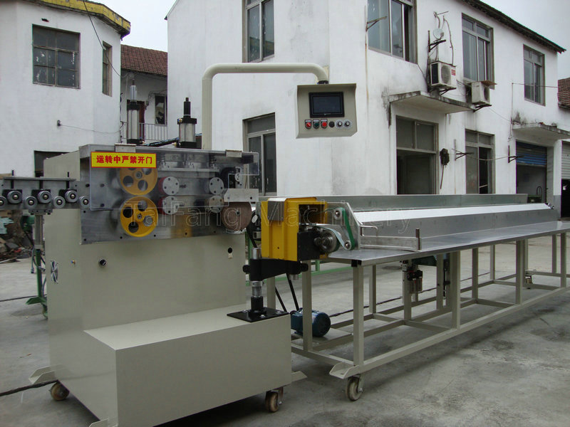 裁線機(jī)裁線長短不一？如何解決這個(gè)問題！